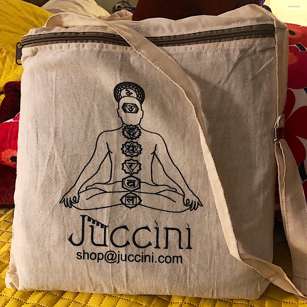 JUCCINI-HEMP MEDITATION CROSSBODY with MEDITATION MAT. Bag is NWOT